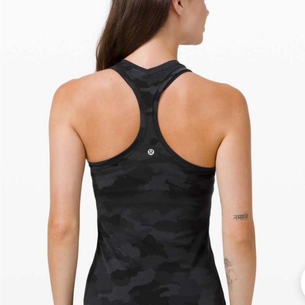 Black/grey camo print tank top LULULEMON-NO PILLING